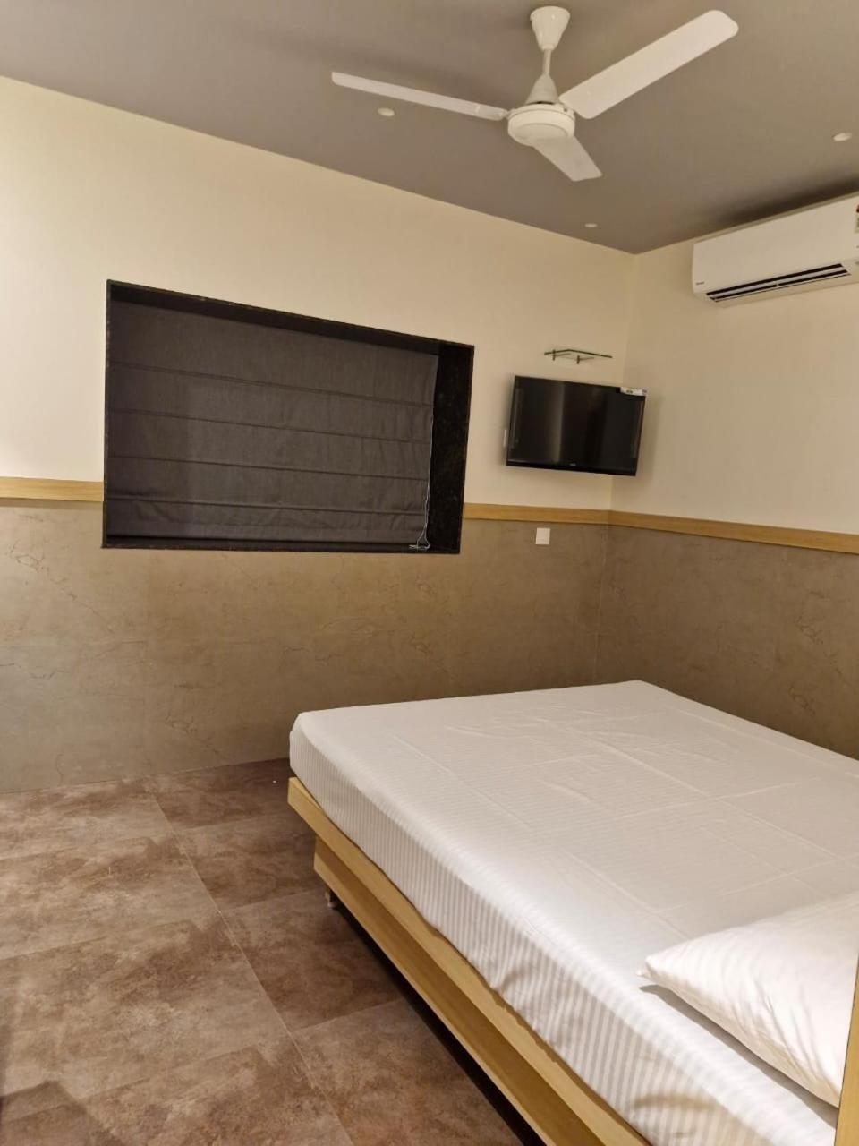 Avenue 10 Boutique Hotel Pune Eksteriør billede